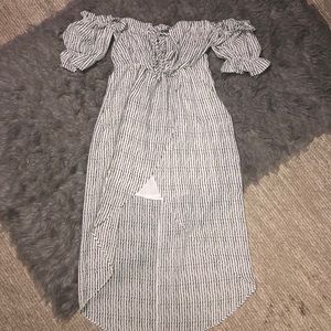 High Low Flowy Dress!!